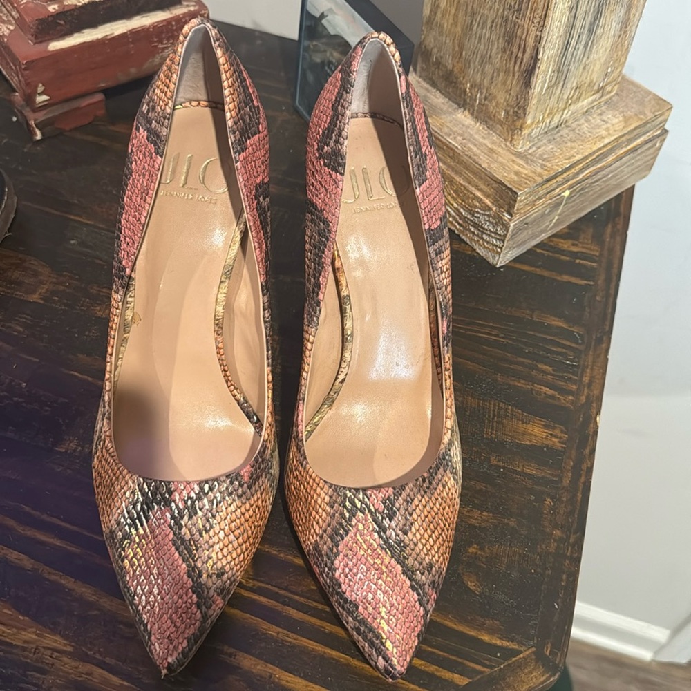 J Lo Snakeskin Pink Pumps